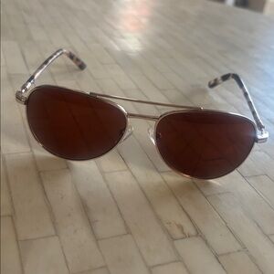 Stylish Brown Aviator Sunglasses Professional Grade